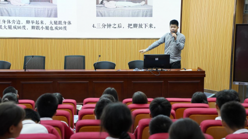 问止中医及精一书院开展中医药文化进校园活动，助力师生守护健康