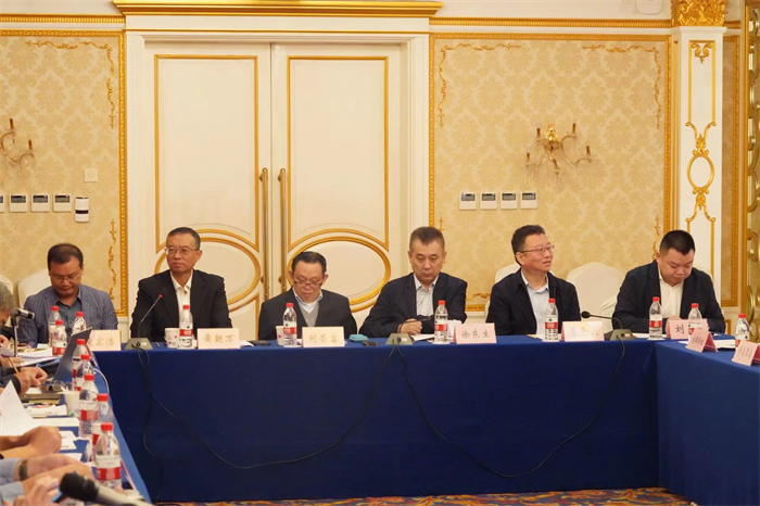 彩虹集团出席中国家用电器协会电热毯专委会2023年会，共商未来！