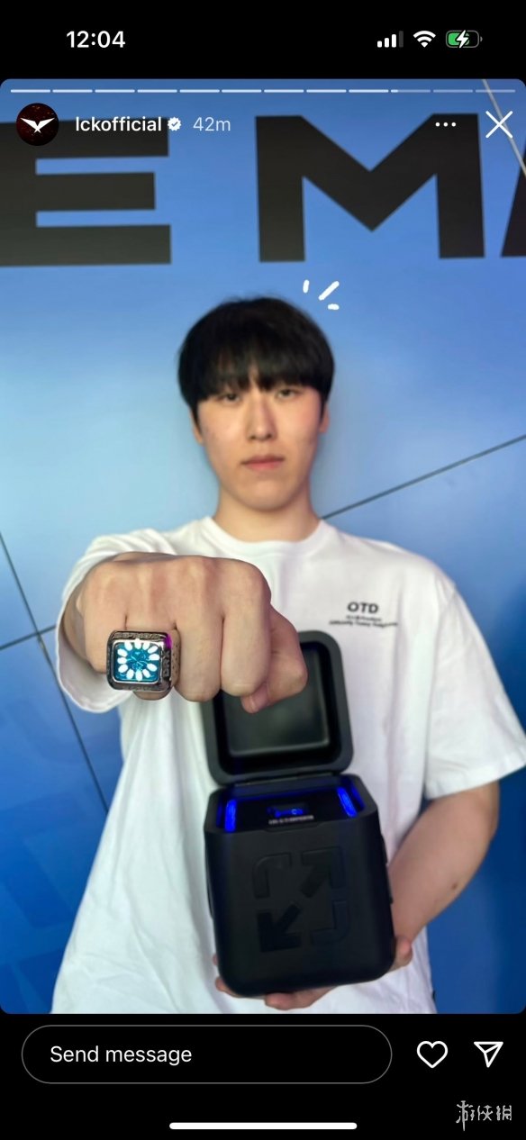 赛前先炫耀一波！《LOL》DRX队员集体晒出S12冠军戒指