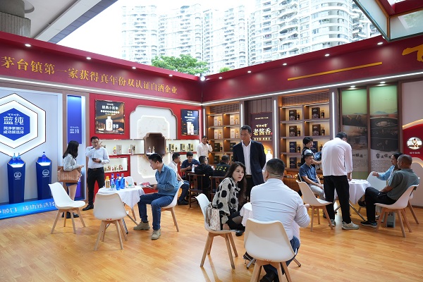 可持续发展的产品力让百年糊涂闪耀2023秋糖会