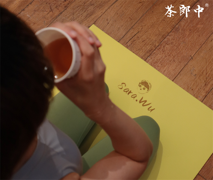 多普泰制药旗下“茶郎中”携手Yoga Alliance，打造健康养生新方式！