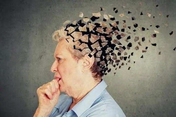 笑一笑,十年少！研究称长期消极思维更易患老年痴呆