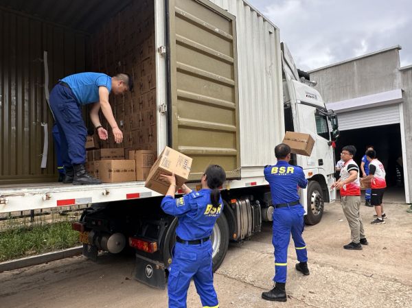 担责于身 履责于行 盐津铺子荣获2023中国公益节双项大奖