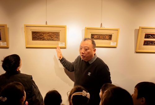 戮力同心开新局，努力争当弄潮儿——《龙行盛世》主题展开幕