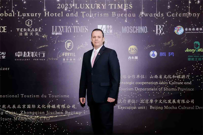 2023全球奢华酒店及旅游局颁奖盛典，BE范德安获“最佳度假品牌”大奖！