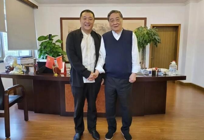 弘扬宗庆后实业家精神,支持宗馥莉做好娃哈哈!中国空中商学院企业家俱乐部群体发出倡议