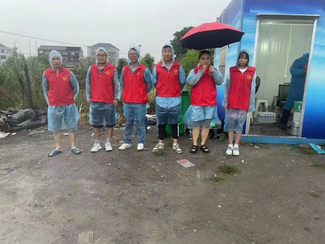 文化筑梦新区,爱心传递温暖
