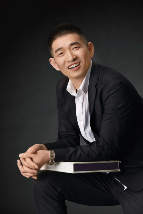 张亚雄院长玉雕作品被人民大会堂收藏