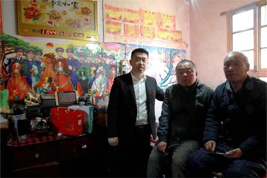 送暖于老 爱在初春 