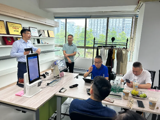 广东省服协、路书征途调研恒康科技，共谋时尚产业数智化服务新路径