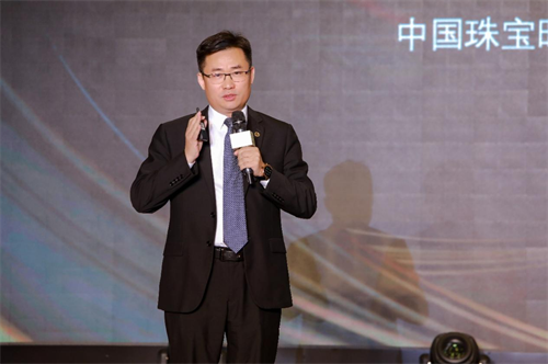 中国珠宝时尚智能腕表“有为”系列新品首发