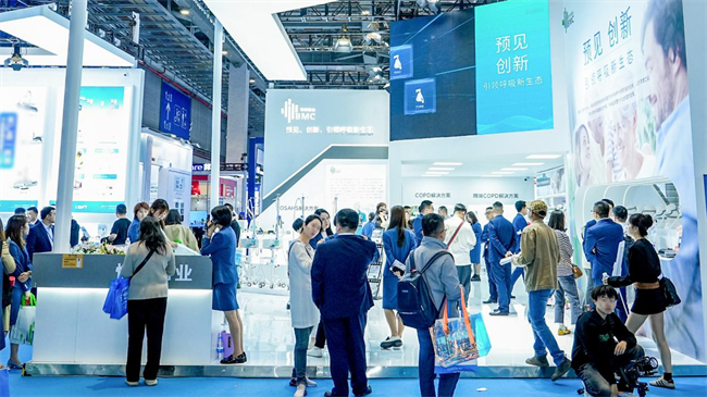 2024 CMEF 怡和嘉业新品亮相，人气爆满
