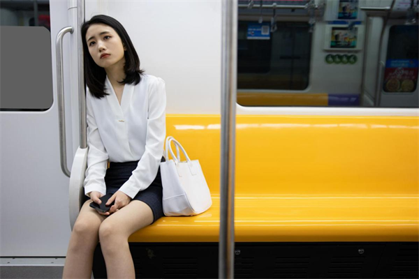 为什么身边的独立女性都在选藏巴？