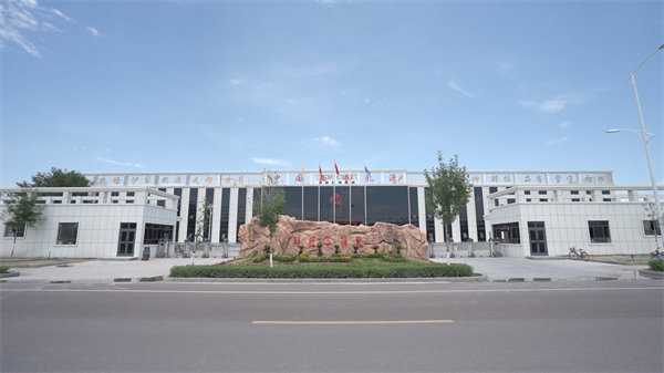 【那拉本源乳业】巩留县城南中学九年级学生工业旅游与乳文化研学之旅
