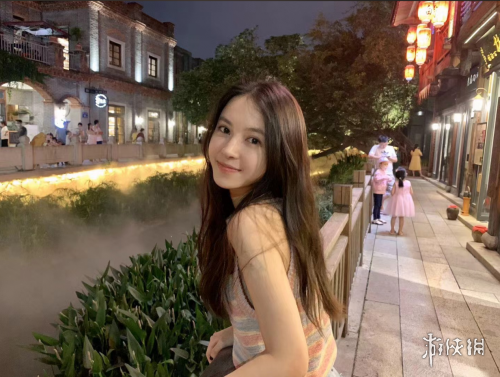 5月15日 steam发售《美女，应接不暇》：情感交互与AI完美结合 