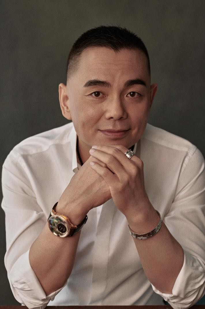 开创品牌与粉丝共创先河 李厚霖直播间“厚爱公主”品牌首发