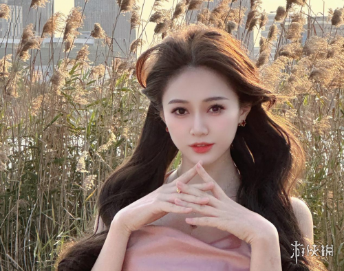 薛之谦现场夸长得漂亮的女生，竟是《美女，应接不暇》的女主！
