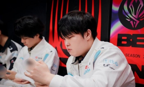 MSI季中赛：大王登场，BLG对阵PSG！T1、G2恩怨之战