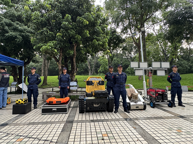 南山区应急管理局开展主题防灾减灾宣传活动