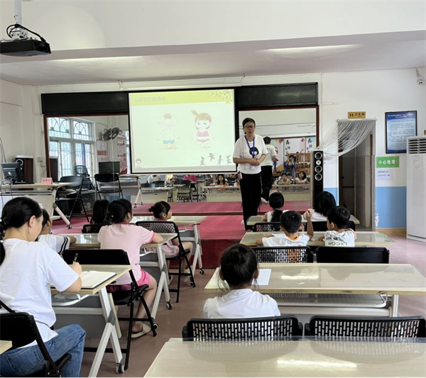 童心启航，龙华区社区教育开展免费公益儿童课程--少儿兴趣公益班