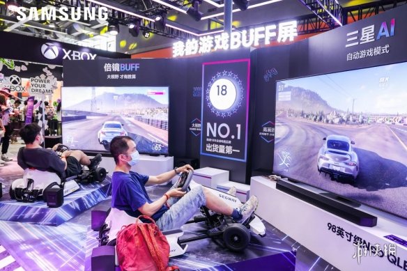 游戏盛宴来袭，探索游戏世界：三星电视参展2024核聚变