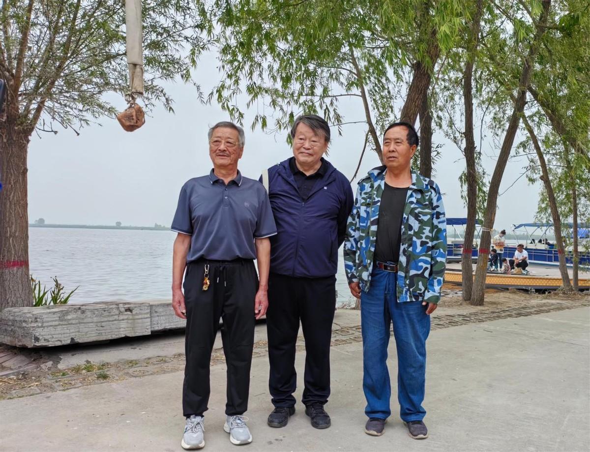 	中国新诗名家展示馆暨林莽诗画工作室开馆仪式在安新举行