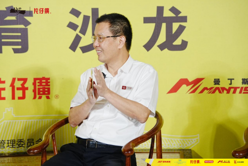 “片仔癀杯”李永波羽毛球公开赛体育沙龙暨冠军进企业活动圆满举办