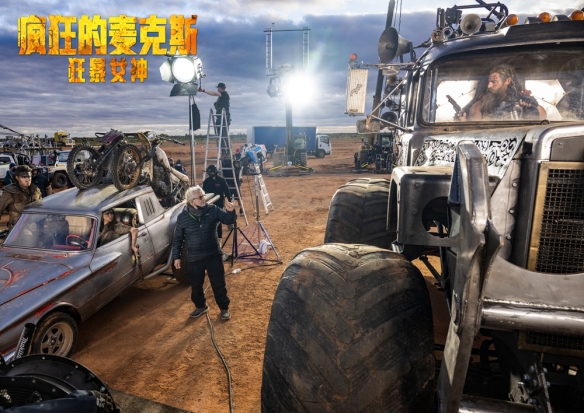 《疯狂的麦克斯：狂暴女神》曝片段、海报 6.7上映！
