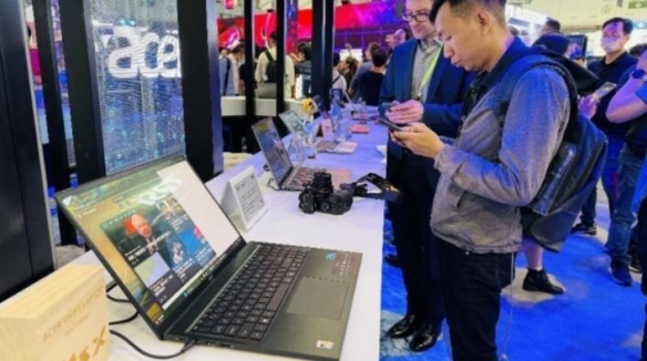 COMPUTEX 2024宏碁大秀肌肉：裸眼3D相机、全线AI、480Hz电竞屏