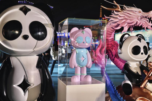 COSMOSPANDA星际熊猫闪耀助阵2023中国（广州）国际时尚产业大会