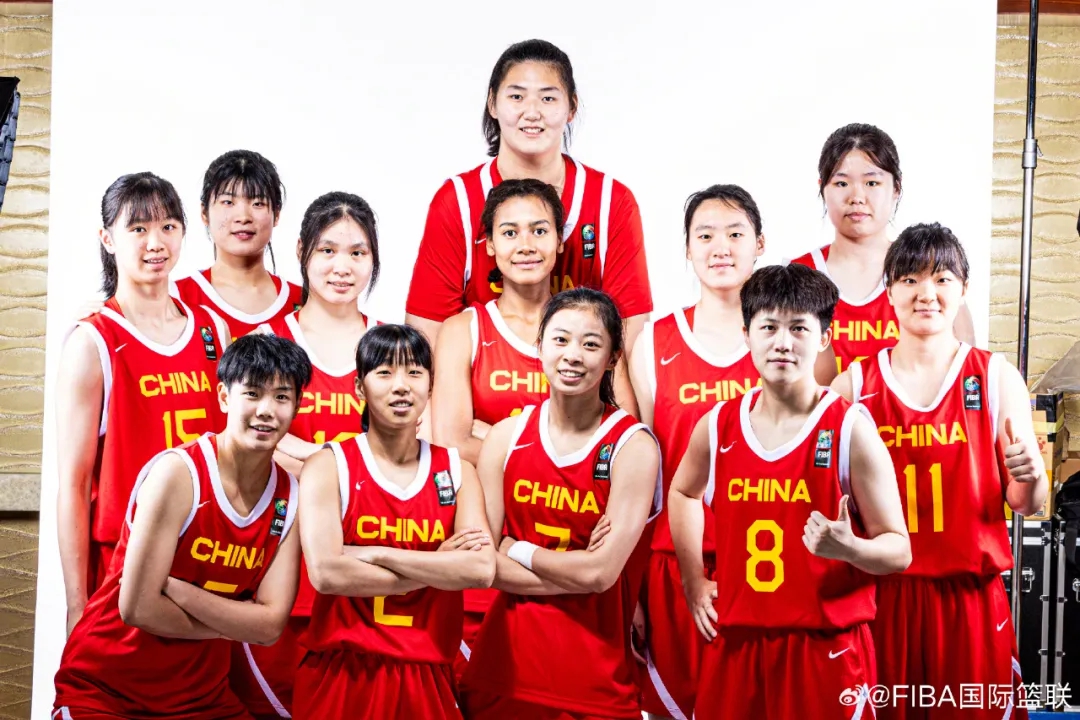 张子宇44分！中国U18女篮击败日本队，三连胜出线