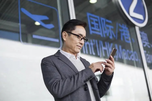 天价“时间酶”胶囊火爆，吸引过万中年男性争相追捧