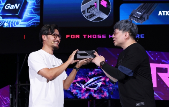 ROG超次元新星新品发布会燃爆BW2024，高能电竞新品齐出！