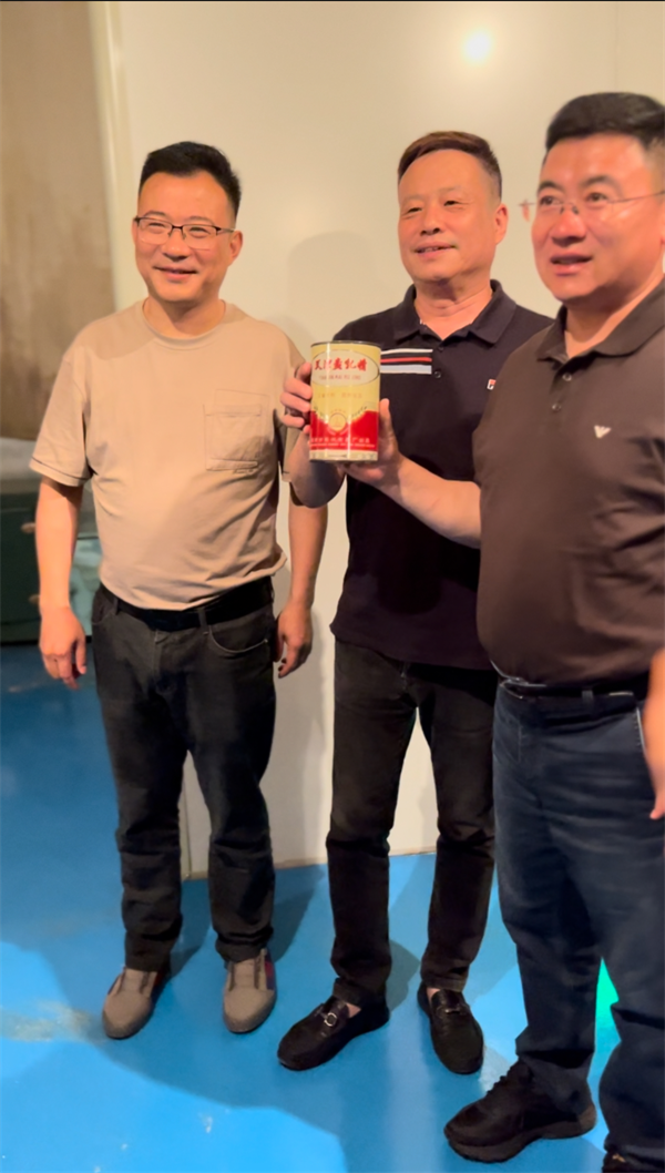 蒙牛集团高层领导深入那拉集团本源乳业，共谋乳业振兴新篇章