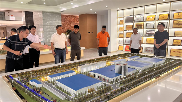山西省晋城市沁水县政协代表团莅临那拉集团本源乳业考察指导工作