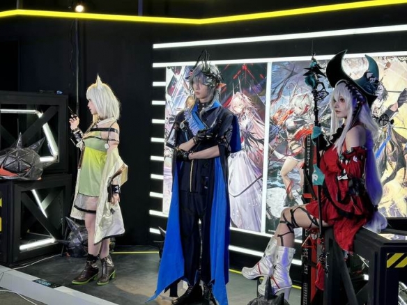 CJ24：二次元魂出击！鹰角网络携《明日方舟》亮相 