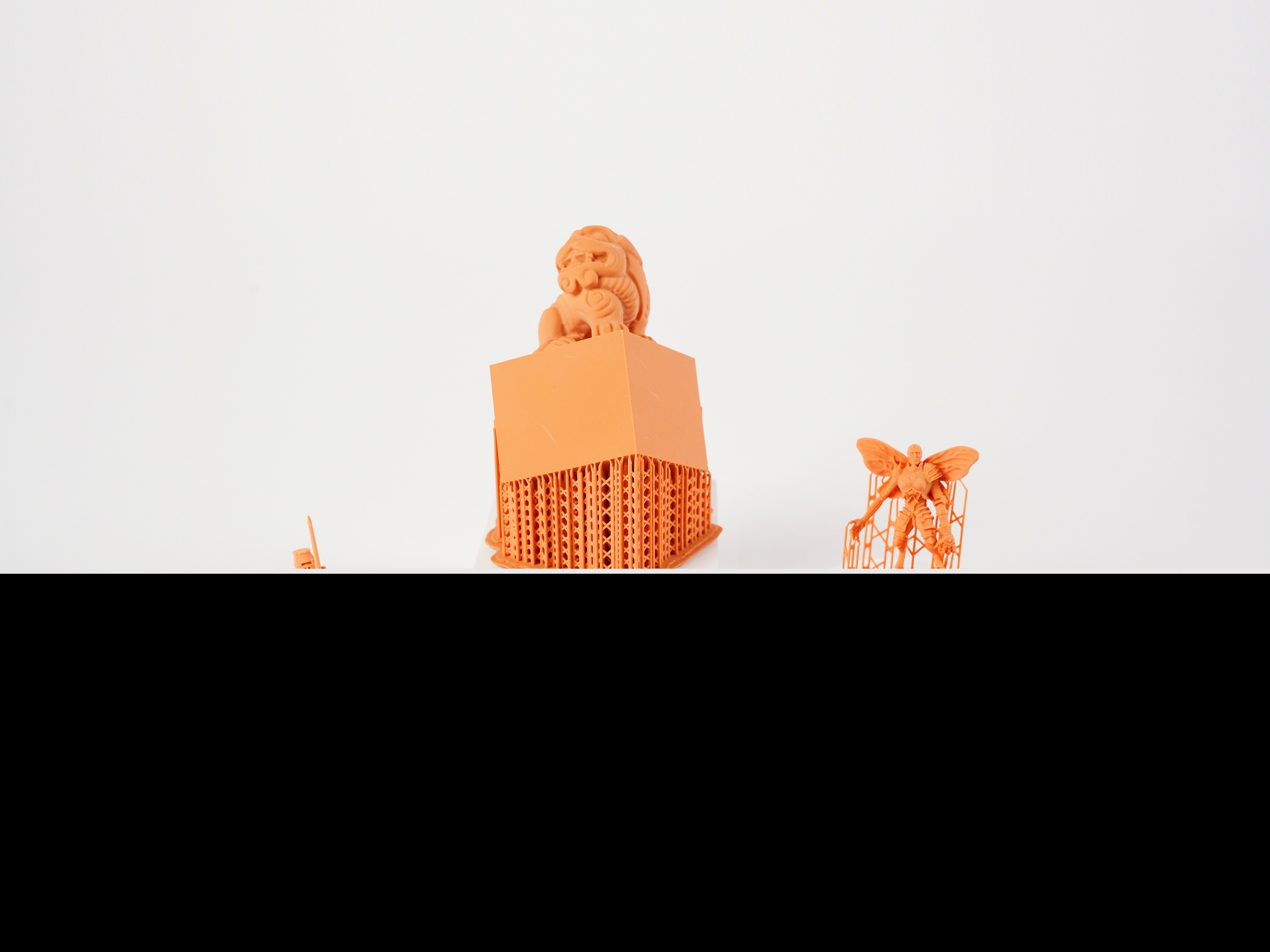 RAYSHAPE《工业树脂全系指南》正式发布，探索3D打印的广阔应用潜力！