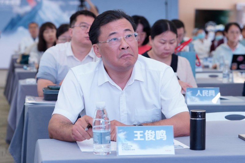 138位国际精英肿瘤专家，助力美中爱瑞中外专家联合诊疗中心正式启航