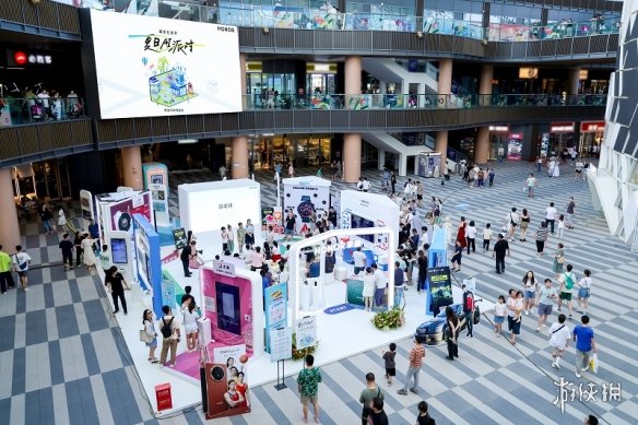 “京”彩夏日，荣耀互联网服务耀享生活节智启未来生活新篇章