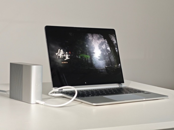 华为MacBook能玩《黑神话》 外置显卡盒平均可达61帧
