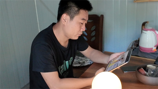 致敬平凡英雄，机械星球特别献礼：建筑工程从业者的节日荣耀与梦想