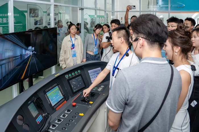 “城轨行车综合应急安全处置”赛项培训及青岛城轨共同体应急演练圆满举行