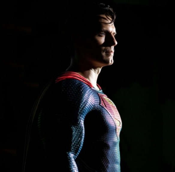 古恩将执导超人重启作《超人:遗产》！卡维尔不会参演