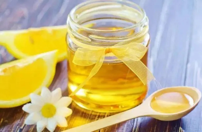 蜂蜜水怎样喝减肥？正确使用蜂蜜水减肥，应该遵循这三个方法