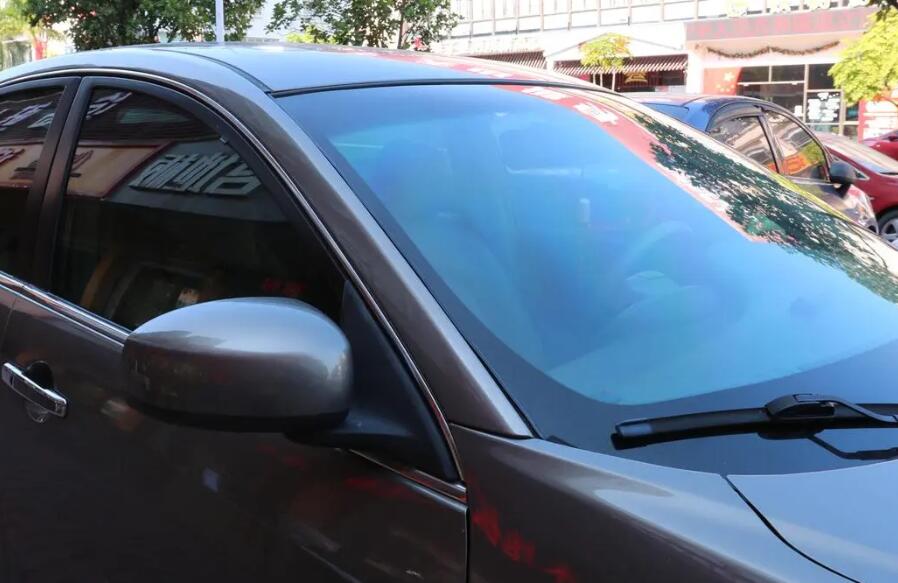 车窗贴膜可以隔热防晒吗，不仅可以隔热防晒，还可以保护隐私