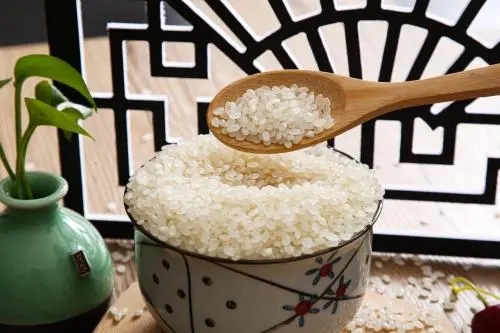 粳米是什么米？粳米在生活中也是主食之一，它的作用有这些方面