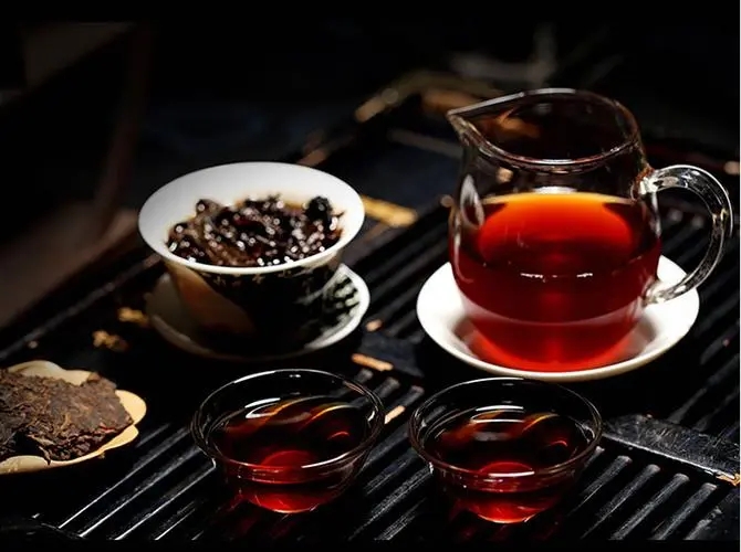 黑茶的功效与作用？常喝多喝黑茶有福了，这些功效大大的好