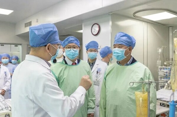 上海德达医院为西南地区心血管患者注入"强心剂"